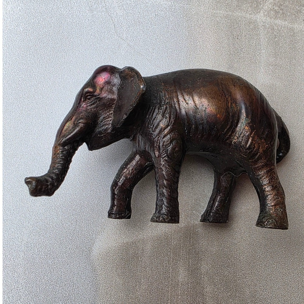 Vintage Japan Miniature Bronze Metal Elephant Figurine Collectible Statue 65g K2